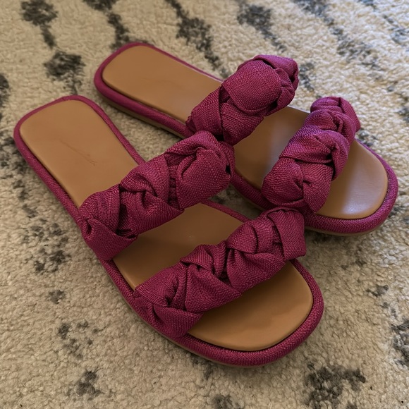 Pretty Pink Flats - Picture 3 of 4